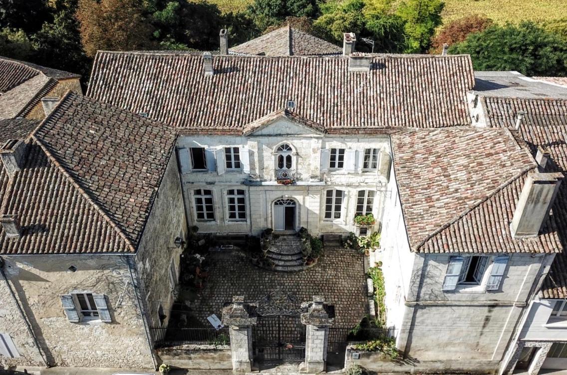 Cours De Thomazeau Bed and Breakfast Castillonnès Exterior foto